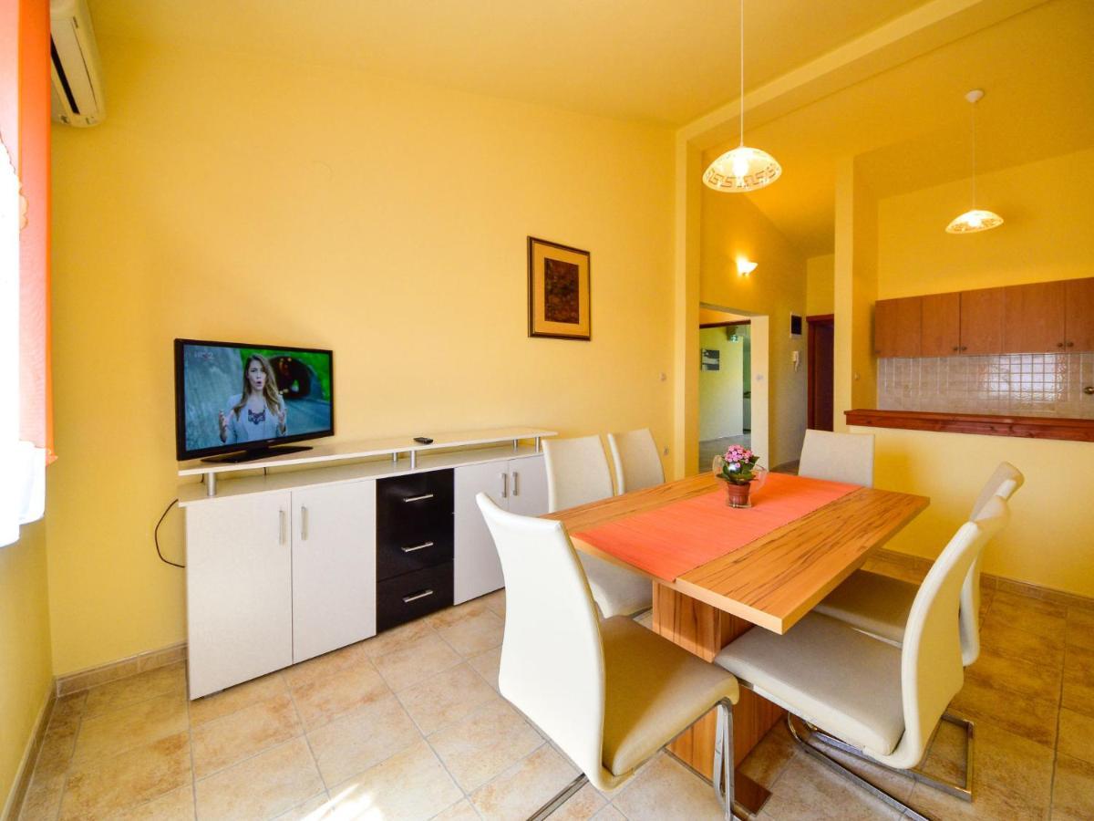 Apartment Fani-4 By Interhome Banjol Esterno foto