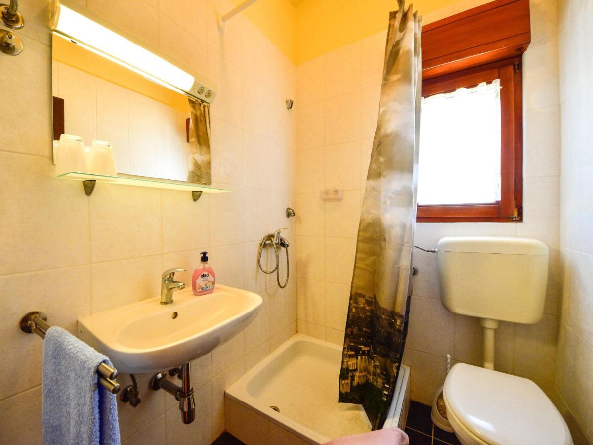 Apartment Fani-4 By Interhome Banjol Esterno foto